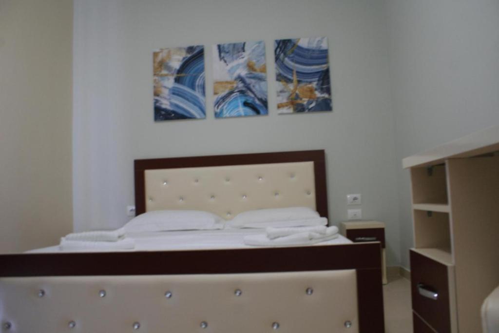 Apartments In Potam Himarë Eksteriør billede