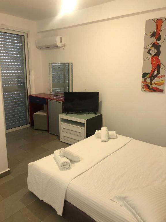 Apartments In Potam Himarë Eksteriør billede