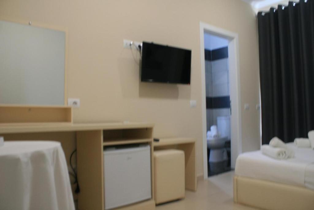 Apartments In Potam Himarë Eksteriør billede